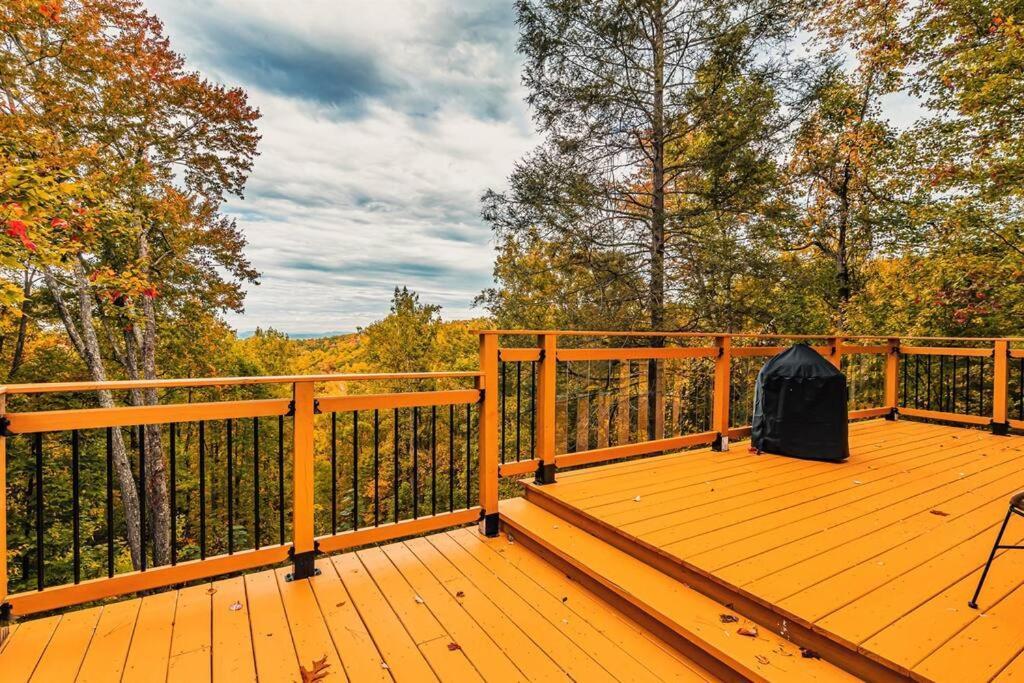 Secluded Mtn View New! 10 Mins To Gatlinburg Or Park Villa Exteriör bild