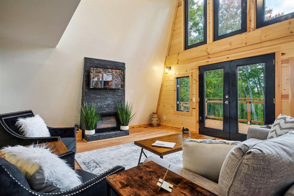 Secluded Mtn View New! 10 Mins To Gatlinburg Or Park Villa Exteriör bild