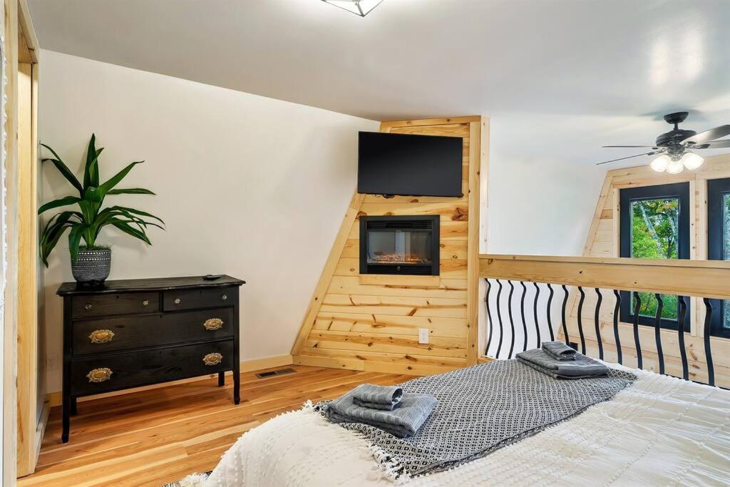 Secluded Mtn View New! 10 Mins To Gatlinburg Or Park Villa Exteriör bild